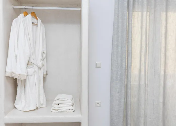 Naxos Ark Aparthotel