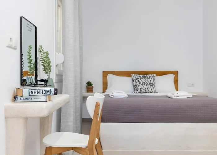 Aparthotel Naxos Ark 3*