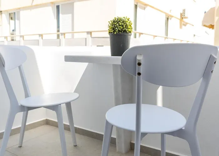 Aparthotel Naxos Ark 3*